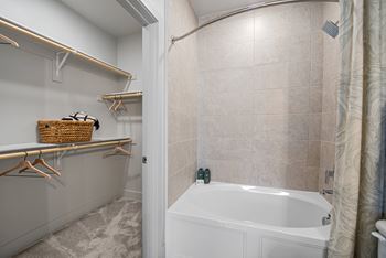 Large garden-style bathtubs